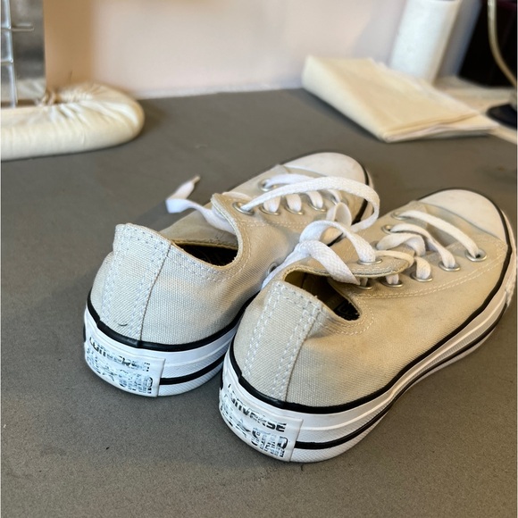 Beige Low top Converse - Picture 2 of 5
